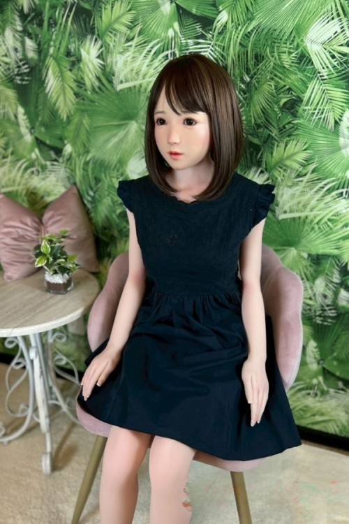 Bランク 中古ラブドール RealGirl 148cm R34ヘッド Cカップ 清楚 シリコンヘッド+TPEボディ ダッチワイフ 安い