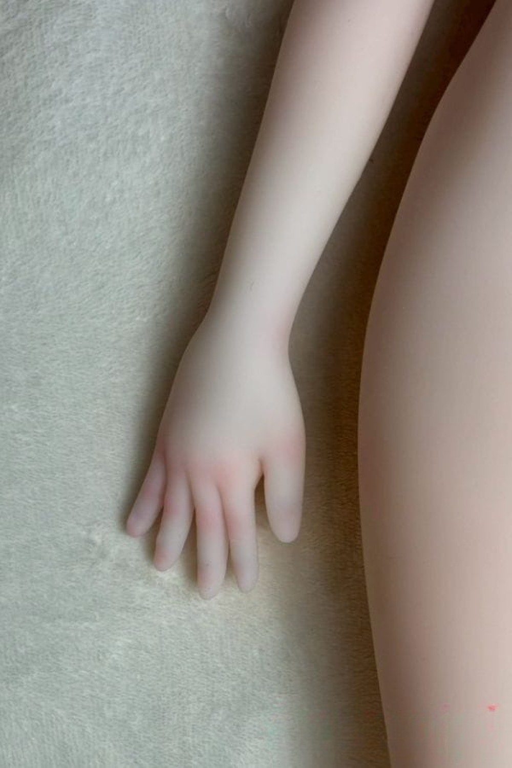 新古品ラブドール 即納 未使用品 MOZU DOLL 70cm ボディ単体 TPE ダッチワイフ 安い 中古