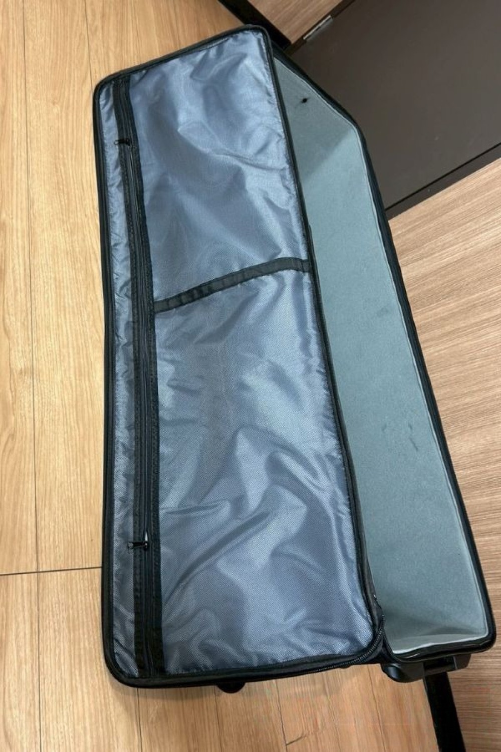Bランク 中古ドール MOZU DOLL ボディ単体 約112cm TPE製 保管ケース付き ラブドール ダッチワイフ 安い